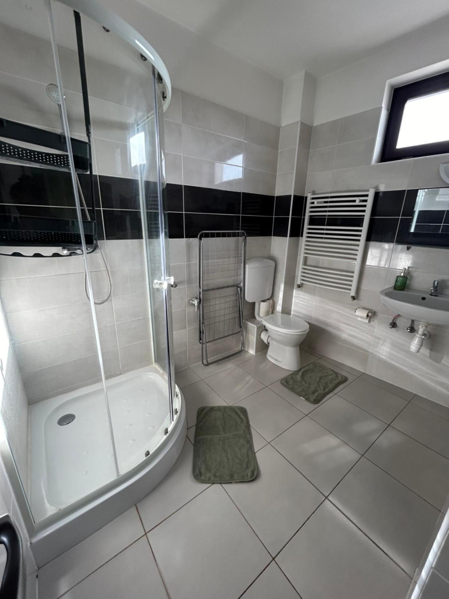 Lexi Classic Apartman ハイデゥソボスロー エクステリア 写真